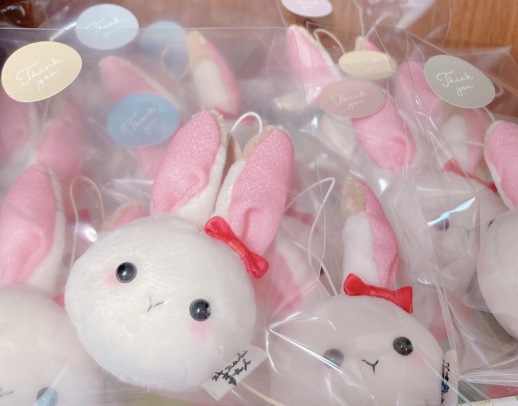 ぬいぐるみマスコット「ソフィー」