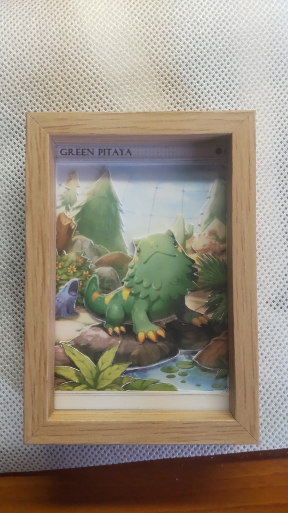 レイヤー切り絵(グリーンピタヤ)