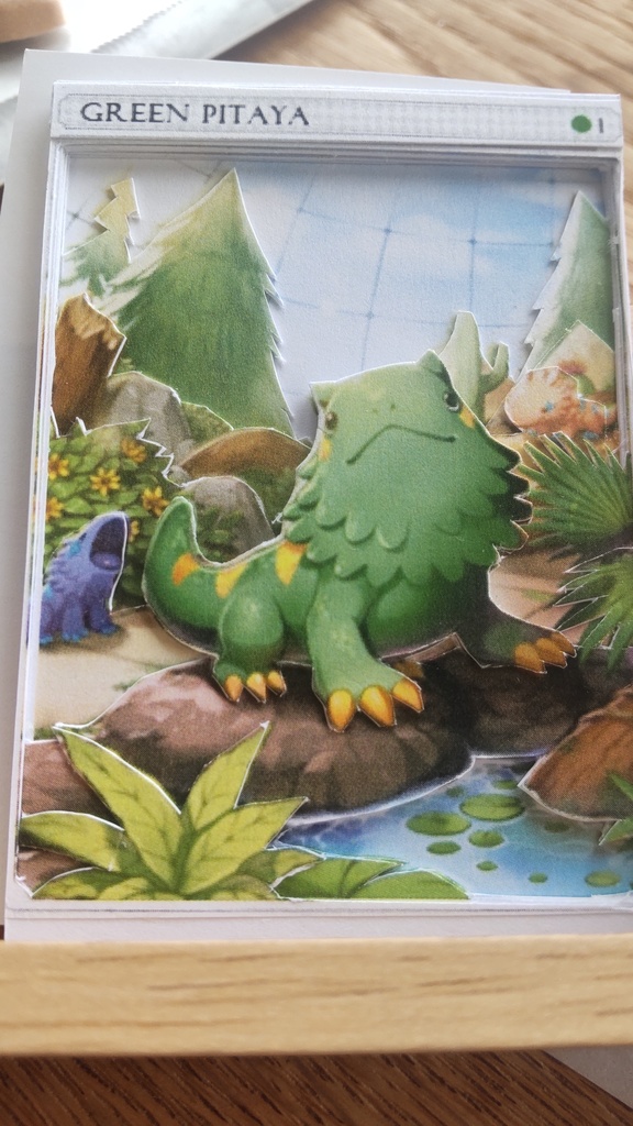 レイヤー切り絵(グリーンピタヤ)