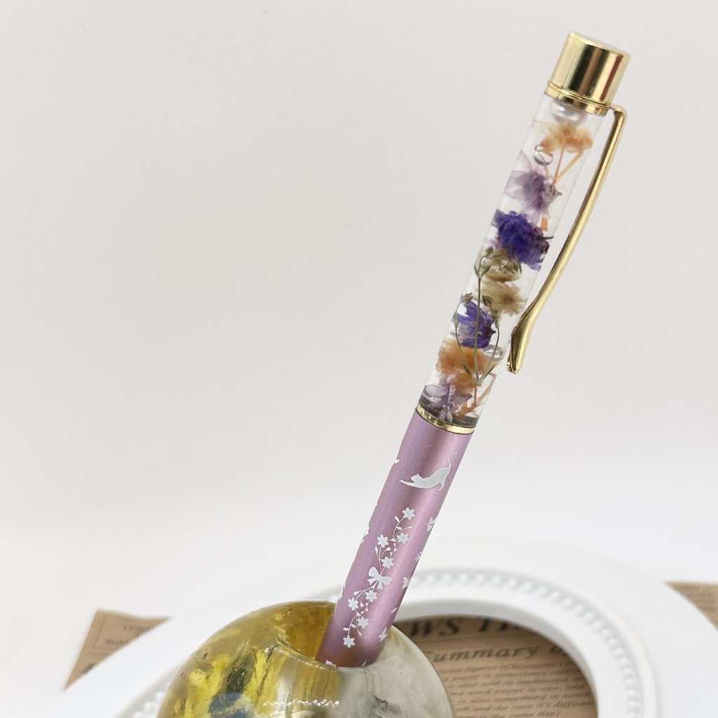 猫柄ハーバリウムボールペン 本体薄ピンク×ピンクハンドメイド ドライフラワー 文房具 筆記用具 プレゼント 推し活 推しカラー