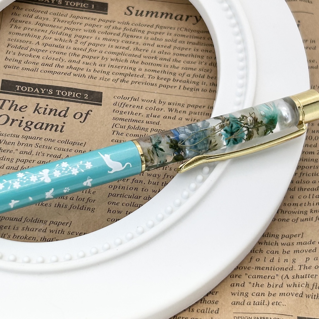 猫柄ハーバリウムボールペン 本体水色×青ハンドメイド ドライフラワー 文房具 筆記用具 プレゼント 推し活 推しカラー