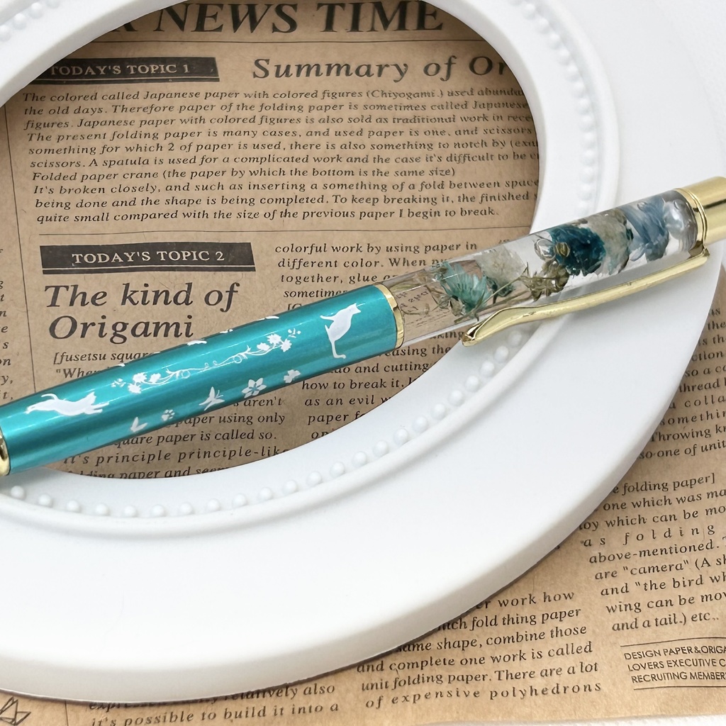 猫柄ハーバリウムボールペン 本体メタリックシアン×青ハンドメイド ドライフラワー 文房具 筆記用具 プレゼント 推し活 推しカラー