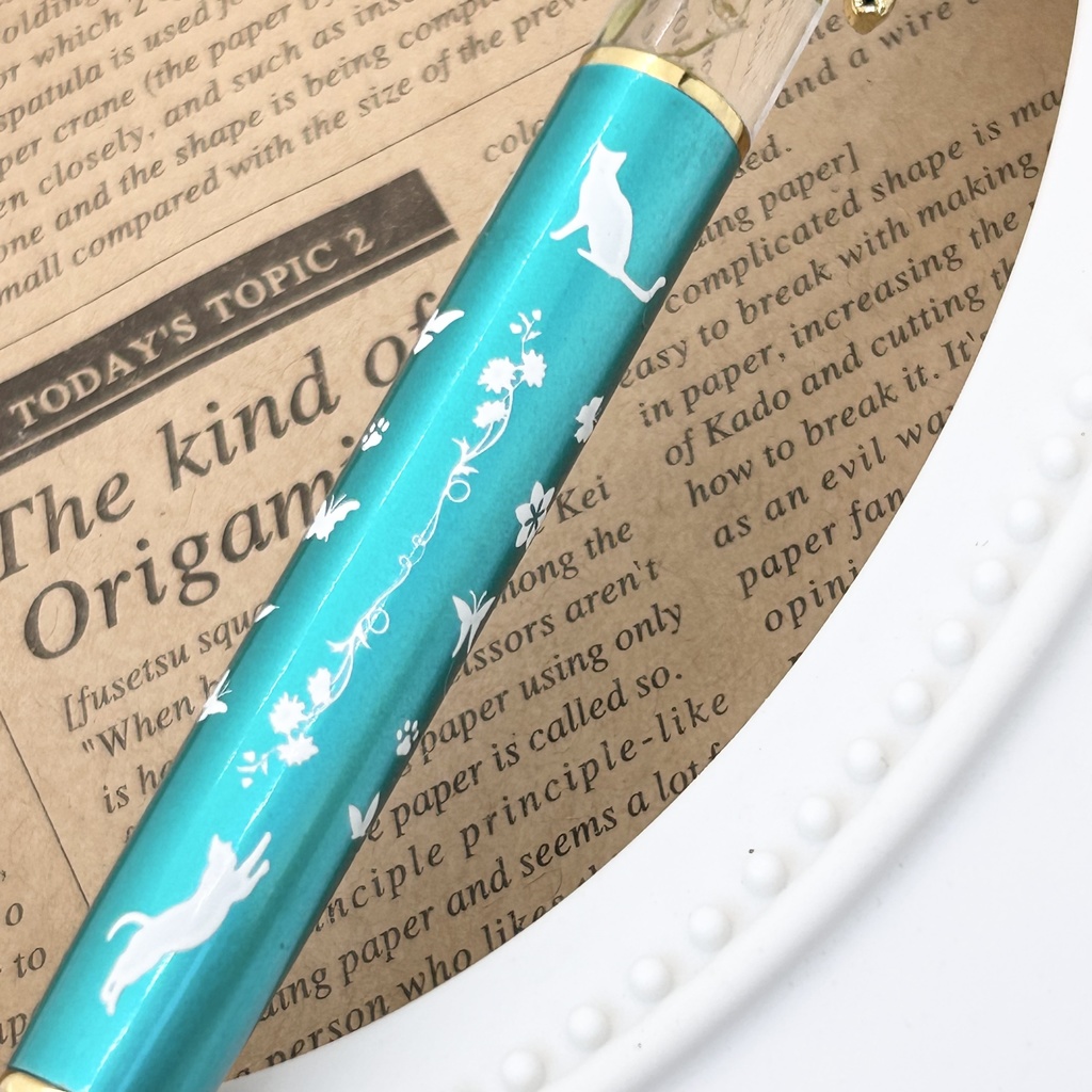 猫柄ハーバリウムボールペン 本体メタリックシアン×青ハンドメイド ドライフラワー 文房具 筆記用具 プレゼント 推し活 推しカラー