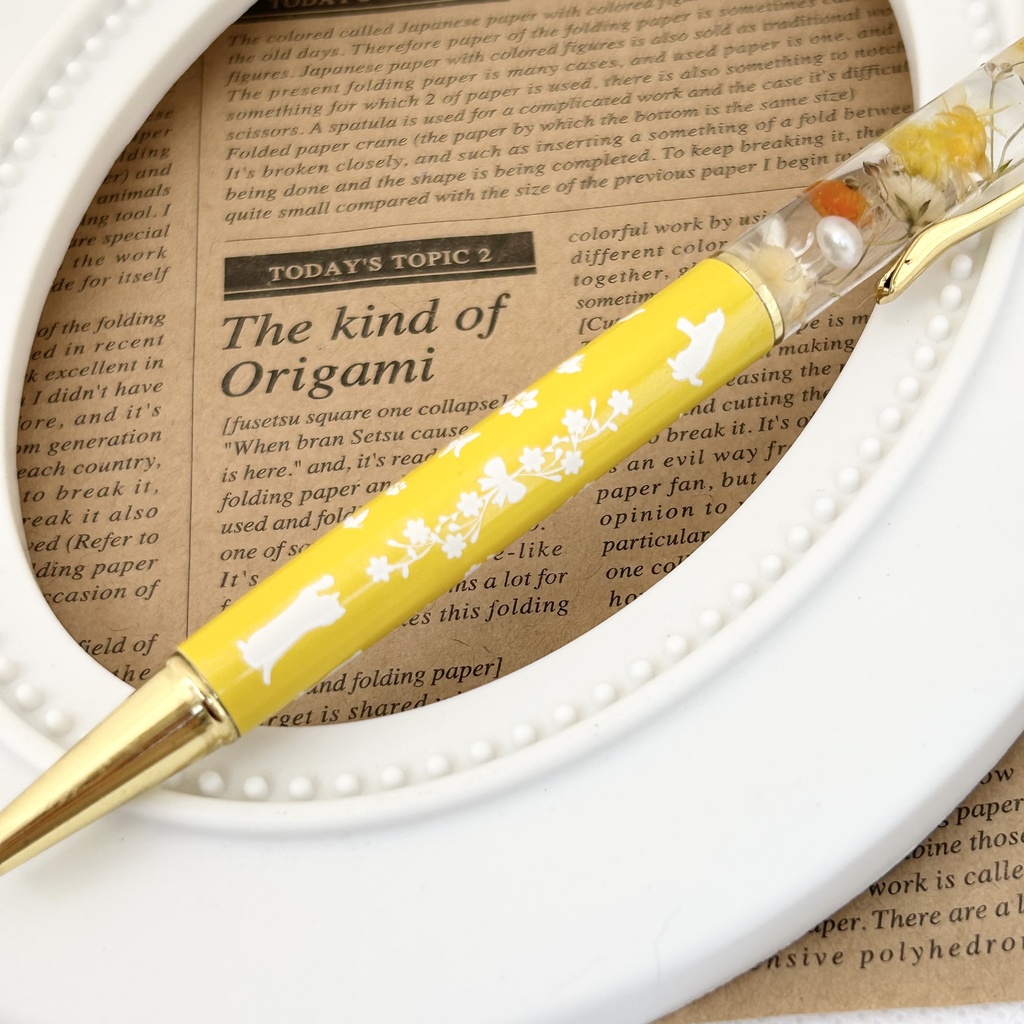 猫柄ハーバリウムボールペン 本体黄色×黄色ハンドメイド ドライフラワー 文房具 筆記用具 プレゼント 推し活 推しカラー