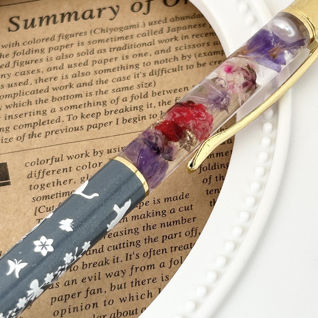 猫柄ハーバリウムボールペン 本体シルバー×紫ピンクハンドメイド ドライフラワー 文房具 筆記用具 プレゼント 推し活 推しカラー