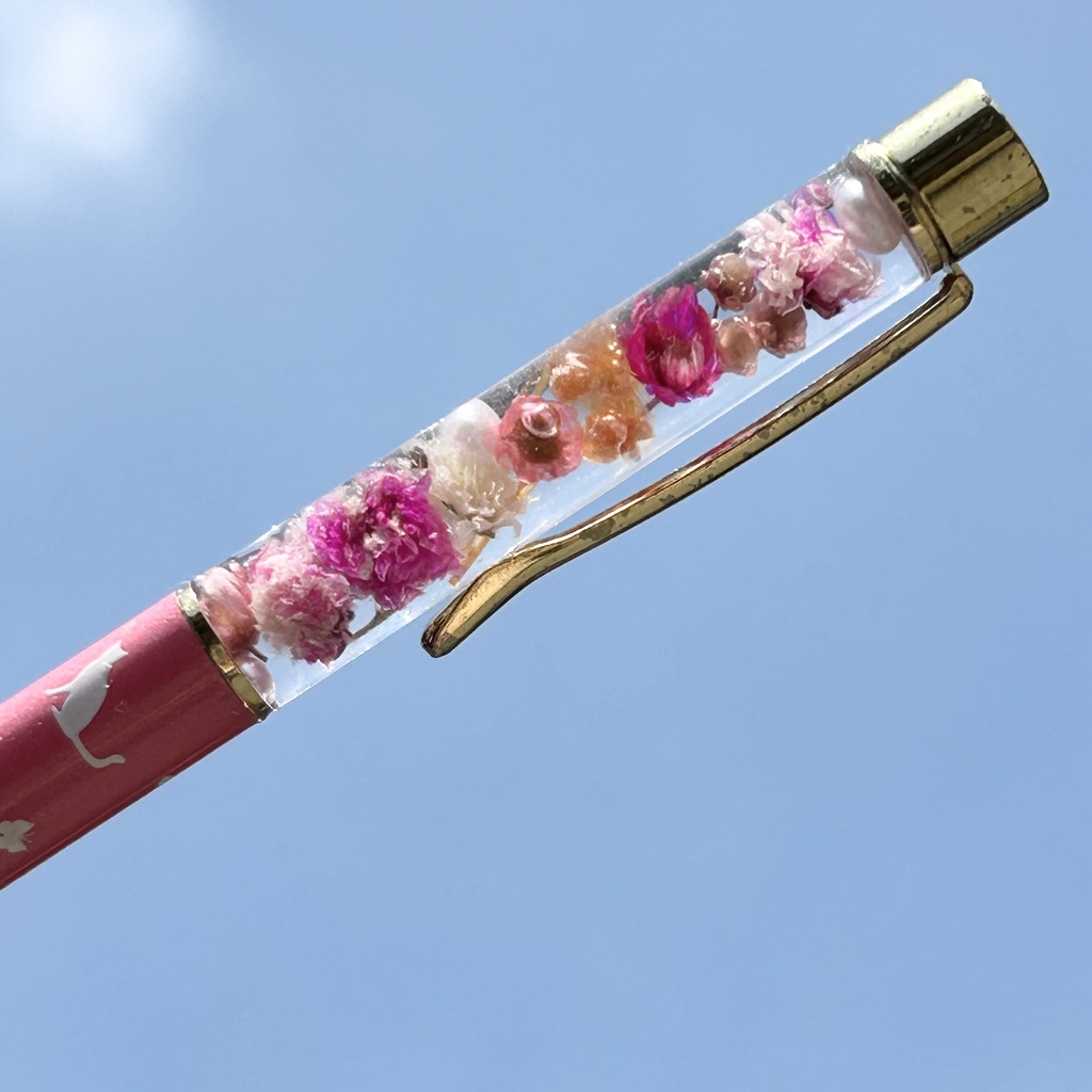 猫柄ハーバリウムボールペン 本体シルバー×紫ピンクハンドメイド ドライフラワー 文房具 筆記用具 プレゼント 推し活 推しカラー