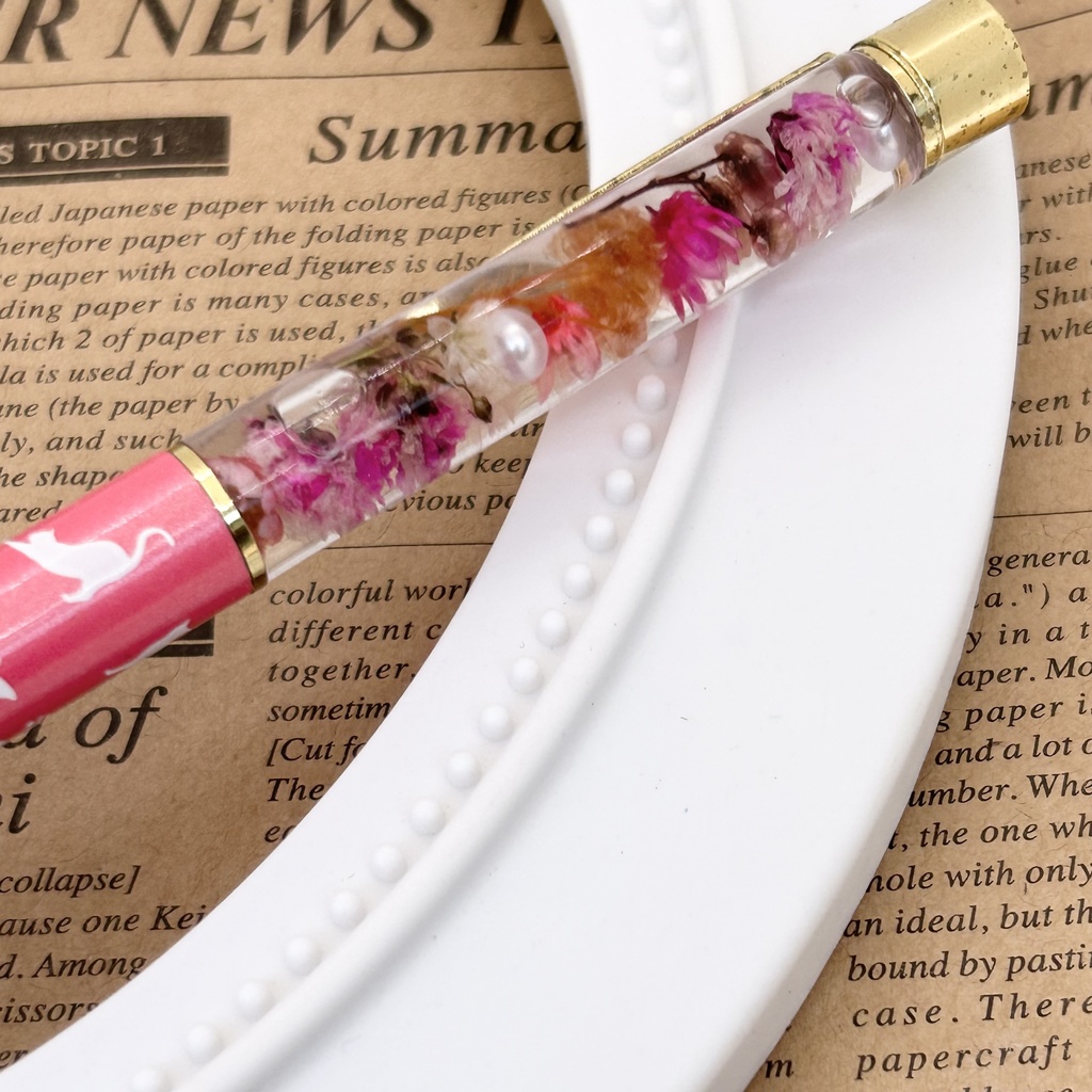 猫柄ハーバリウムボールペン 本体シルバー×紫ピンクハンドメイド ドライフラワー 文房具 筆記用具 プレゼント 推し活 推しカラー
