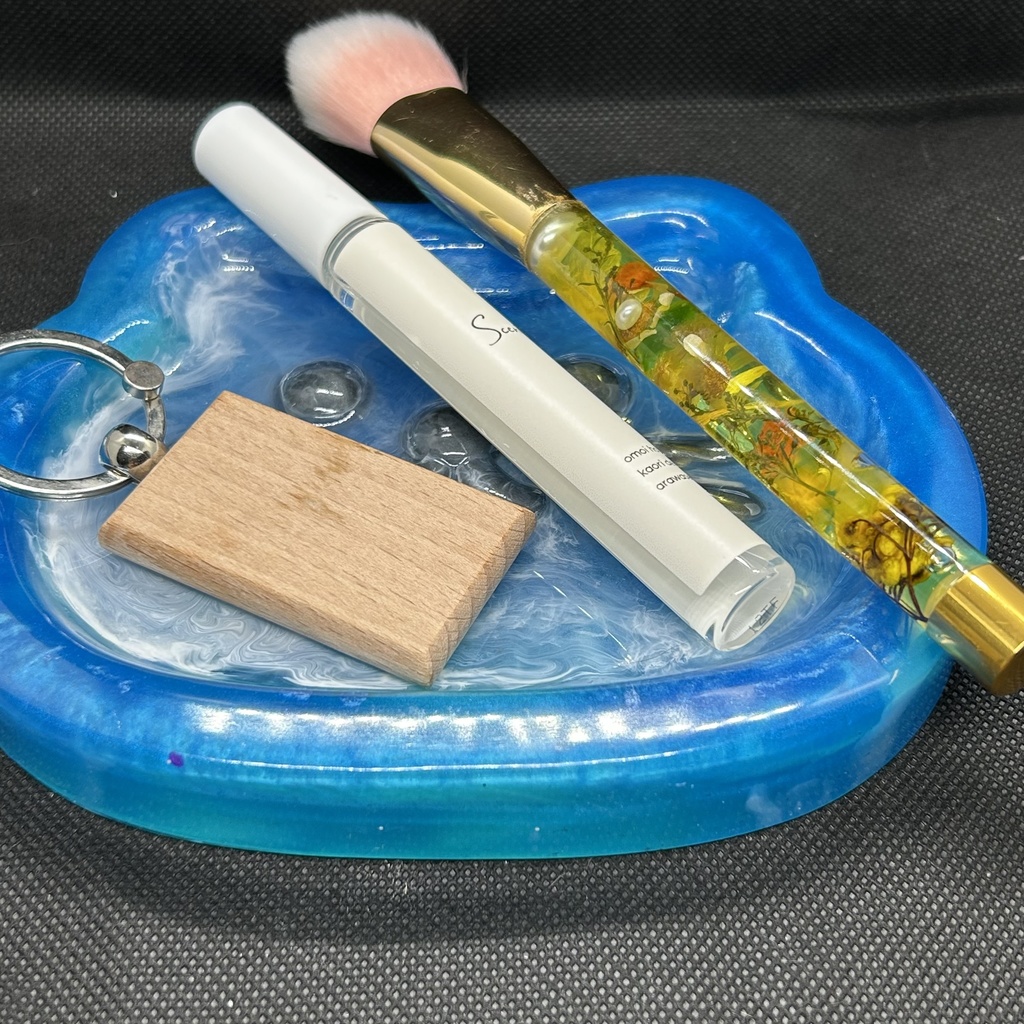 BIG猫フェイストレー 青グラデーション海イメージ アクセサリートレー 小物入れ キャッシュトレー 2液レジン ハンドメイド