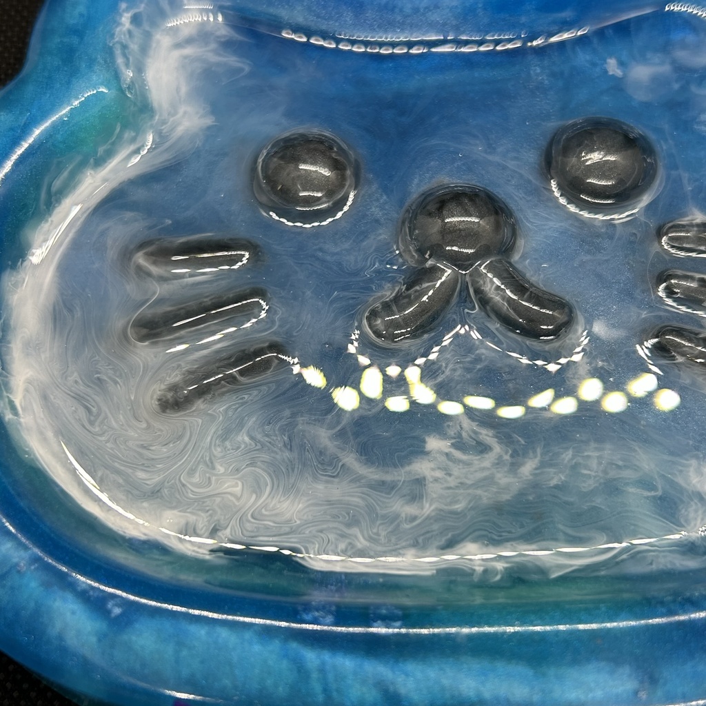 BIG猫フェイストレー 青グラデーション海イメージ アクセサリートレー 小物入れ キャッシュトレー 2液レジン ハンドメイド