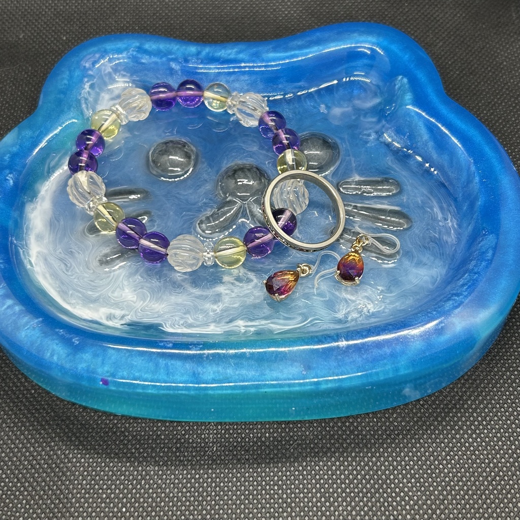 BIG猫フェイストレー 青グラデーション海イメージ アクセサリートレー 小物入れ キャッシュトレー 2液レジン ハンドメイド