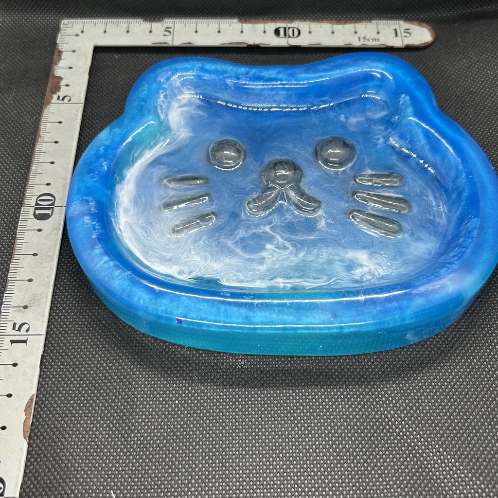 BIG猫フェイストレー 青グラデーション海イメージ アクセサリートレー 小物入れ キャッシュトレー 2液レジン ハンドメイド