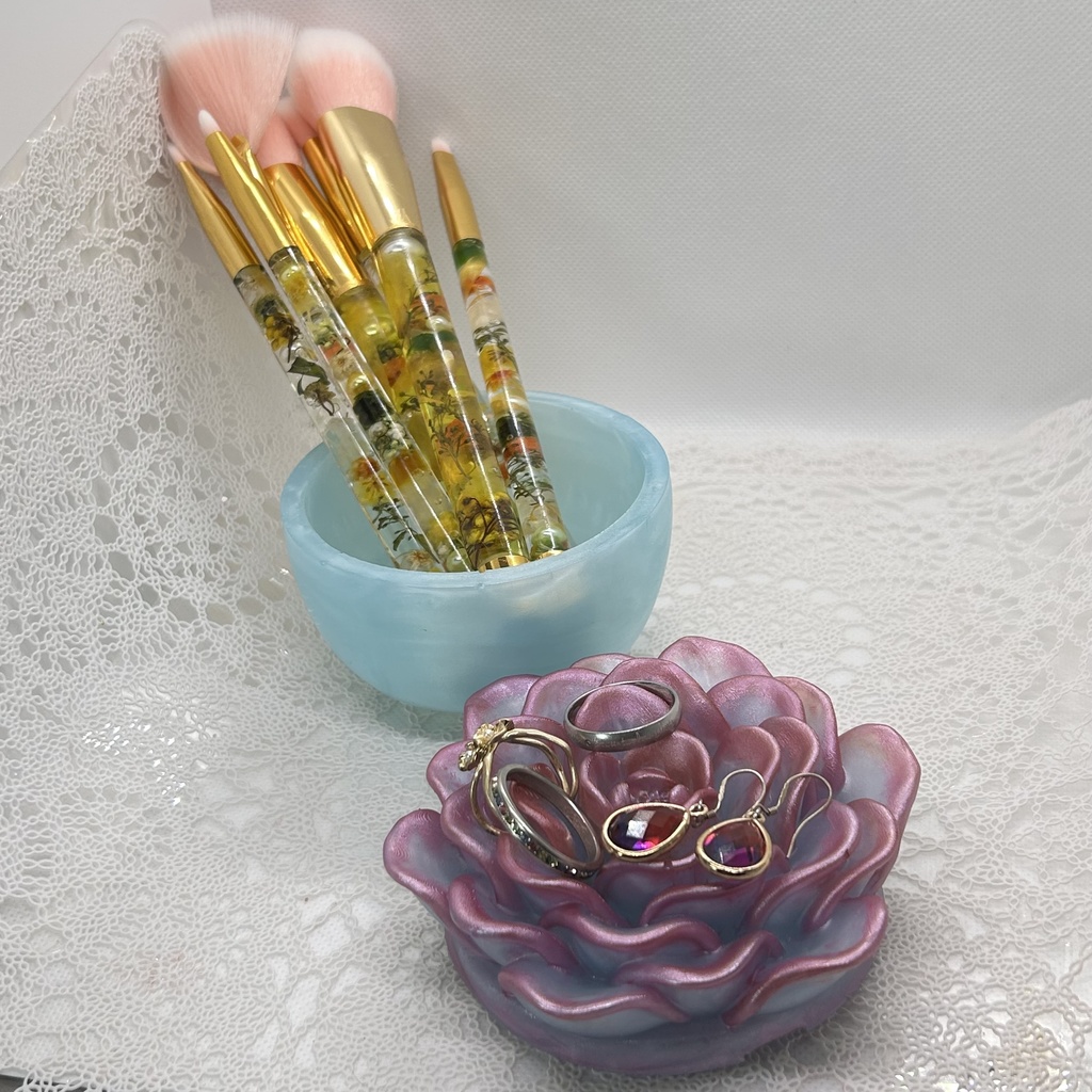 エケベリア風小物入水色×ピンクDアクセサリーケース インテリア 多肉植物 置物 プレゼントや贈り物に2液レジン ハンドメイド