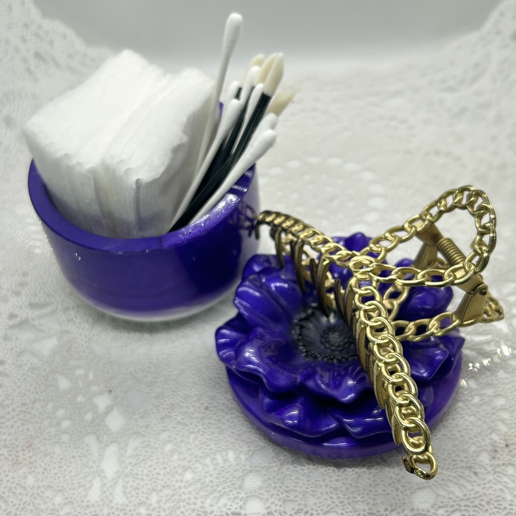 アネモネ風小物入れ紫 アクセサリーケース ハンドメイド2液レジン植物インテリア 置物 プレゼントや贈り物に2液レジン ハンドメイド