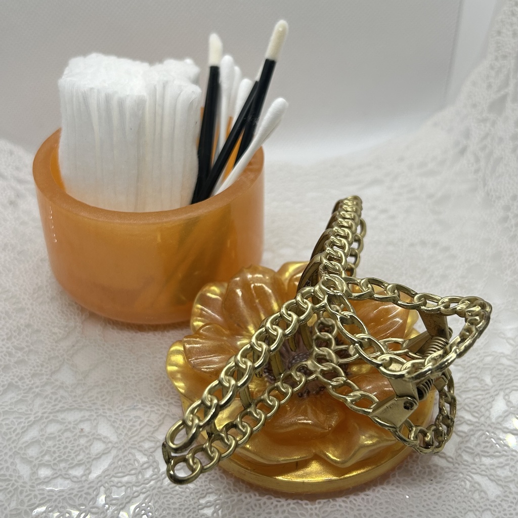 アネモネ風小物入れオレンジアクセサリーケース ハンドメイド2液レジンインテリア 置物プレゼントや贈り物に2液レジン ハンドメイド