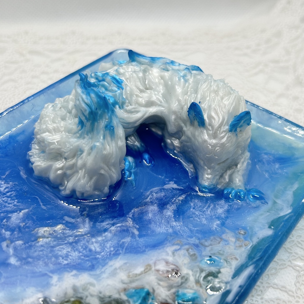 眠り狼は海辺の夢を見る アクセサリートレー ピアス イヤリング 収納 小物入れ メガネスタンド スマホスタンド2液レジン青推し色