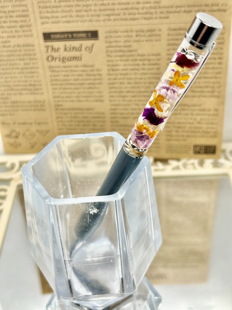 ①名前入れ可!キンモクセイ入りハーバリウムボールペン グレー×オレンジ紫 金具シルバー ハンドメイド 推し活おしゃれギフト