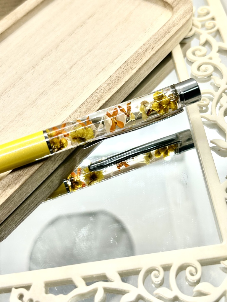 ⑤名前入れ可!キンモクセイ入りハーバリウムボールペン 黄色×黄色オレンジ金具シルバー ハンドメイド 推し活おしゃれギフト