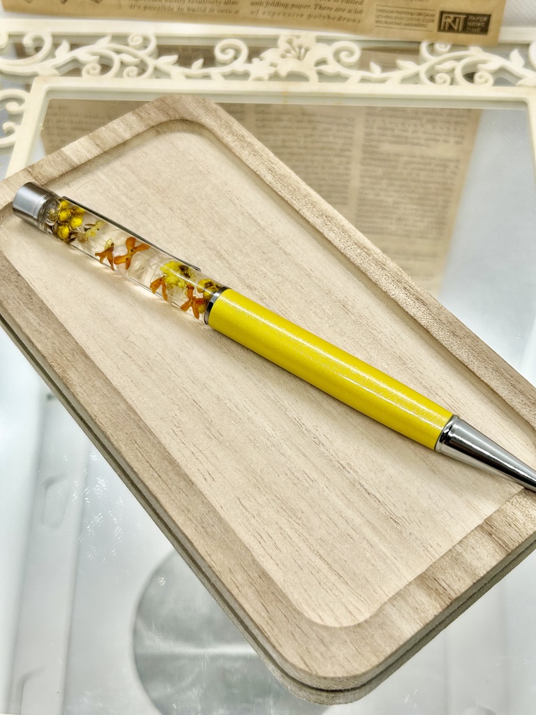 ⑤名前入れ可!キンモクセイ入りハーバリウムボールペン 黄色×黄色オレンジ金具シルバー ハンドメイド 推し活おしゃれギフト
