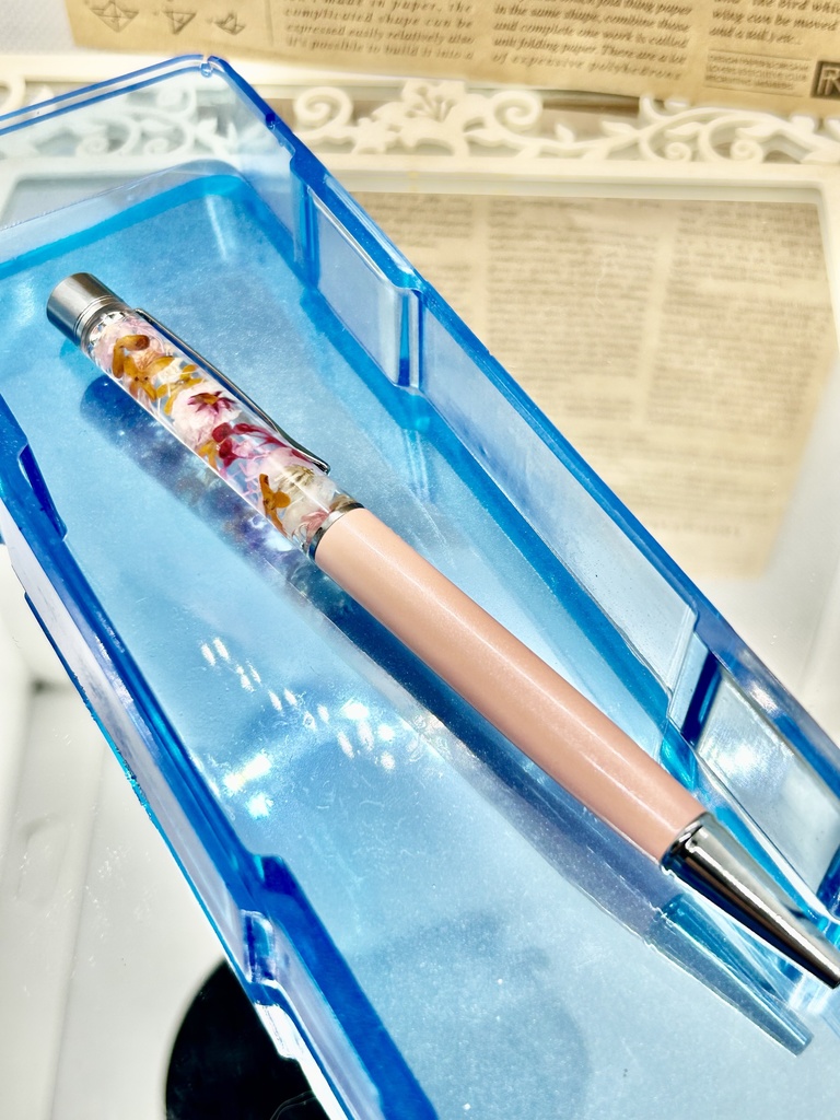 ⑪名前入れ可!キンモクセイ入りハーバリウムボールペン サーモンピンク×ピンク金具シルバー ハンドメイド 推し活おしゃれギフト