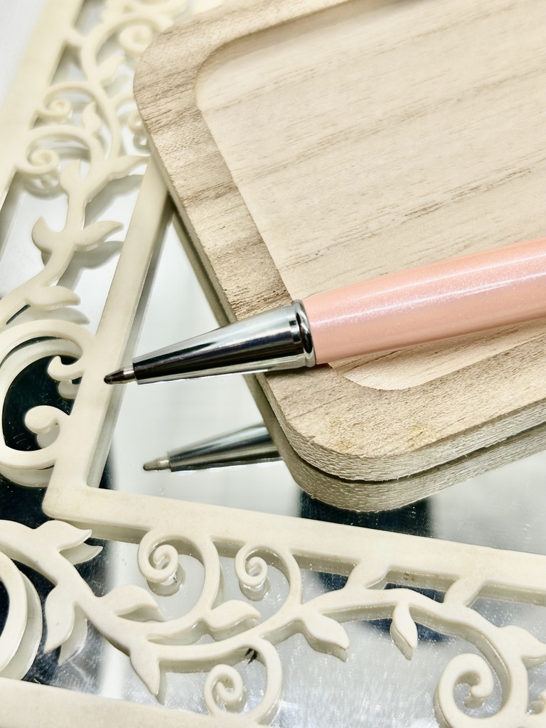 ⑪名前入れ可!キンモクセイ入りハーバリウムボールペン サーモンピンク×ピンク金具シルバー ハンドメイド 推し活おしゃれギフト