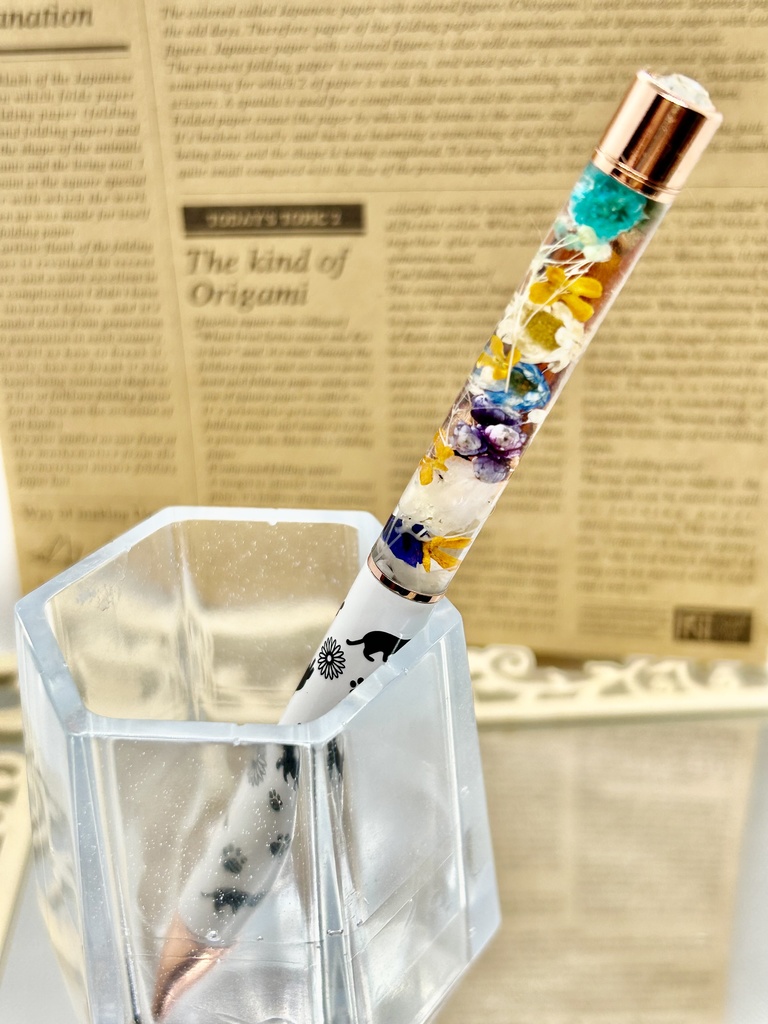④猫柄ハーバリウムボールペン 本体シルバー×オレンジ 金木犀入り ハンドメイド ドライフラワー文房具 筆記用具プレゼント推しカラー