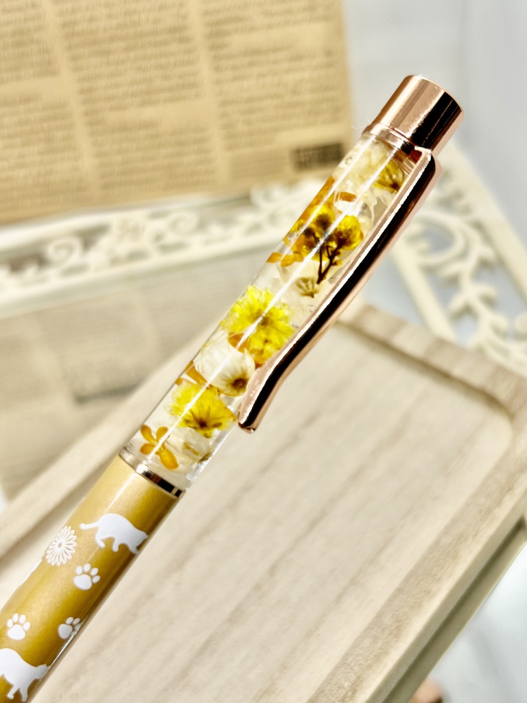 ⑤猫柄ハーバリウムボールペン 本体ベージュ×オレンジ黄色金木犀入りハンドメイド ドライフラワー文房具 筆記用具プレゼント推しカラー