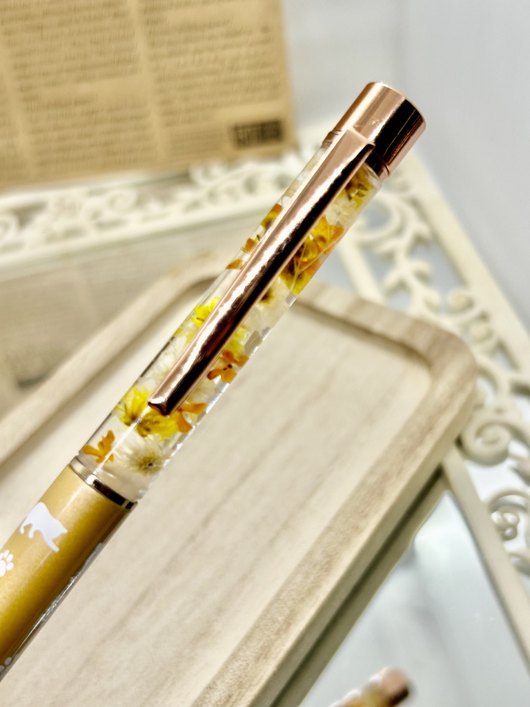 ⑤猫柄ハーバリウムボールペン 本体ベージュ×オレンジ黄色金木犀入りハンドメイド ドライフラワー文房具 筆記用具プレゼント推しカラー