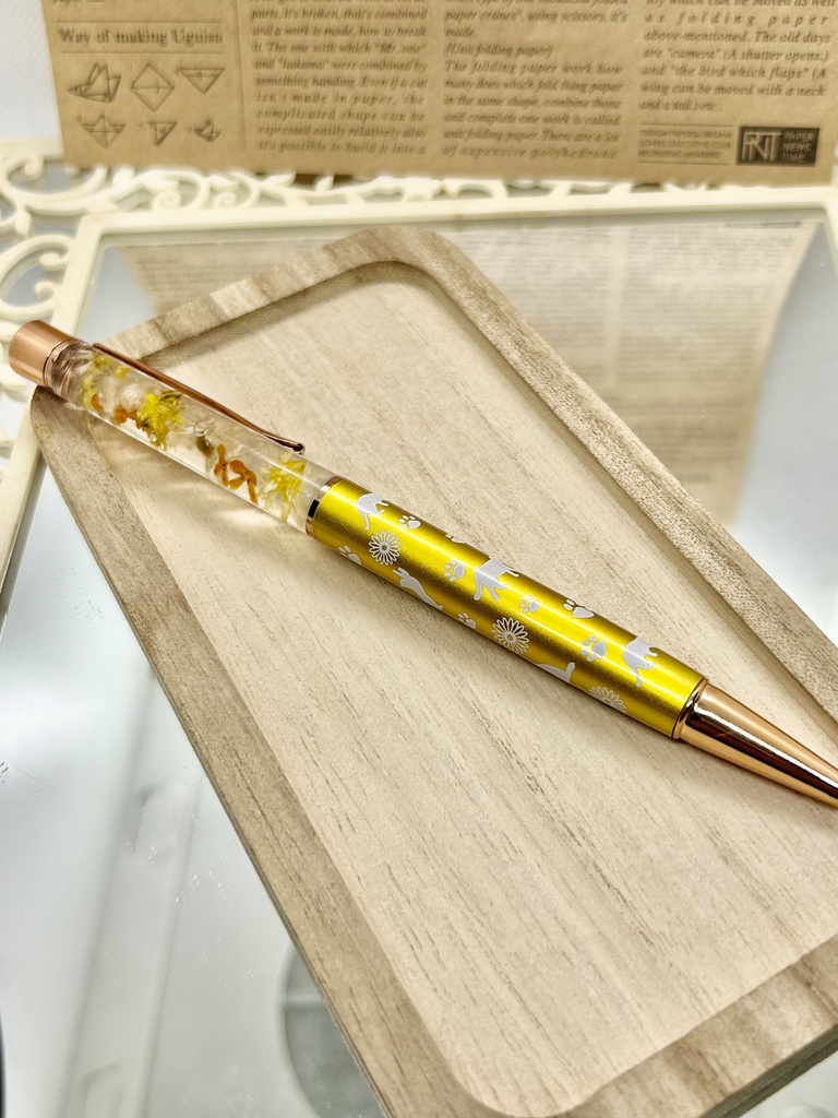 ⑥猫柄ハーバリウムボールペン本体メタリックイエロー×オレンジ黄色金木犀入りハンドメイドドライフラワー文房具筆記用具プレゼント推し色