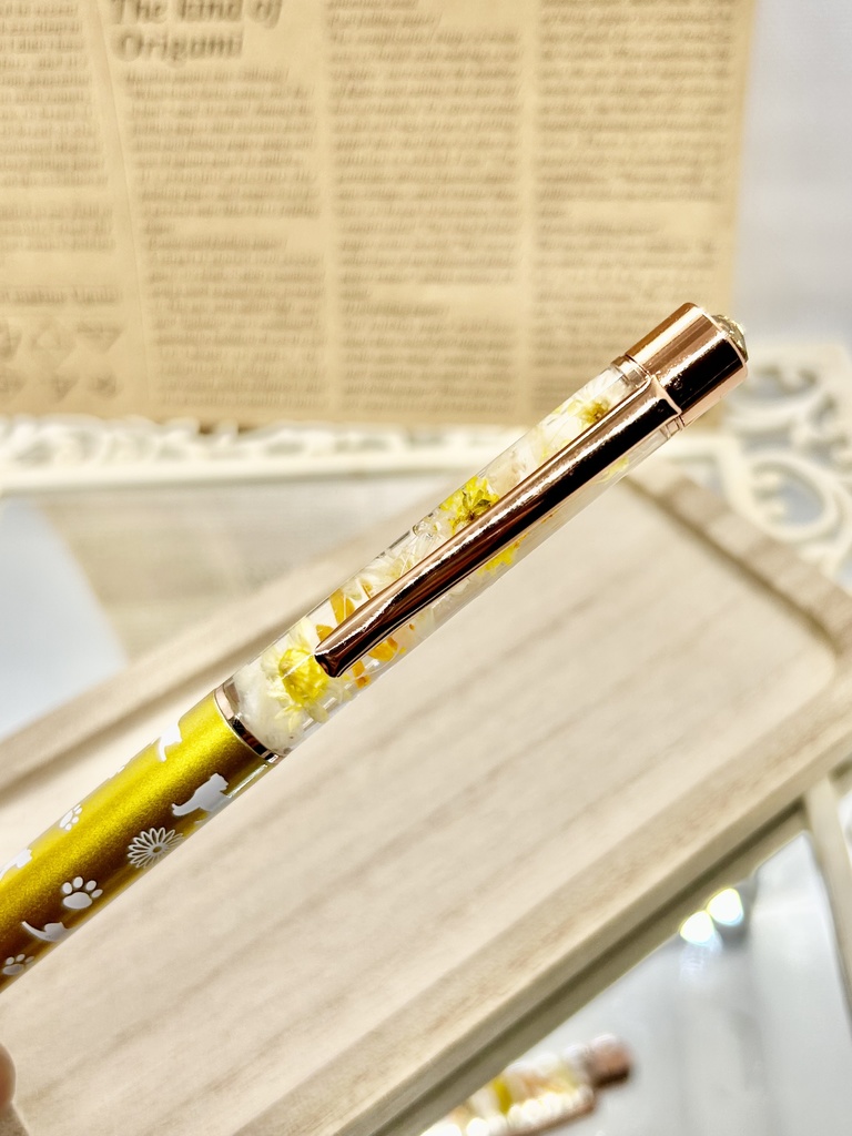 ⑥猫柄ハーバリウムボールペン本体メタリックイエロー×オレンジ黄色金木犀入りハンドメイドドライフラワー文房具筆記用具プレゼント推し色