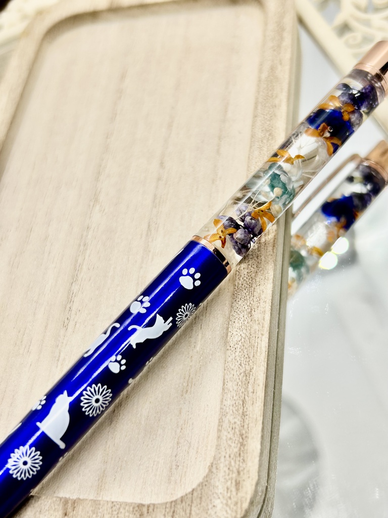 ⑪猫柄ハーバリウムボールペン本体メタリックブルー×オレンジ水色金木犀入りハンドメイドドライフラワー文房具筆記用具プレゼント推し色