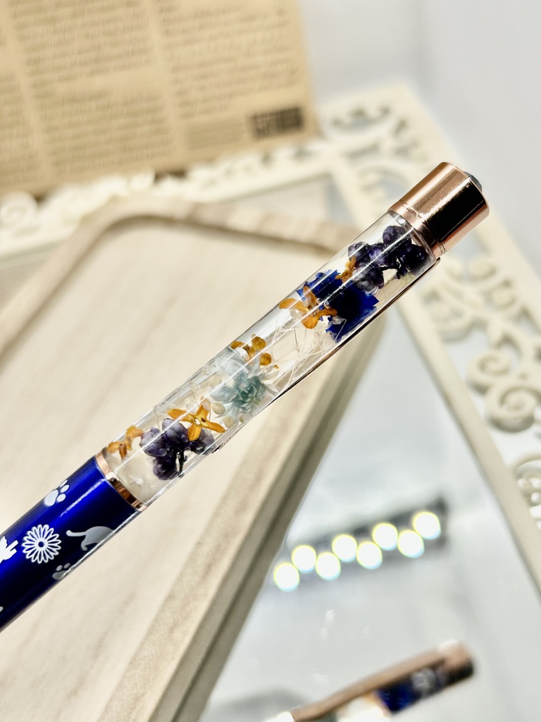 ⑪猫柄ハーバリウムボールペン本体メタリックブルー×オレンジ水色金木犀入りハンドメイドドライフラワー文房具筆記用具プレゼント推し色