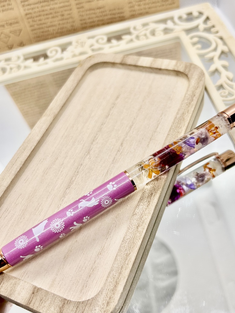 ⑬猫柄ハーバリウムボールペン本体薄紫×オレンジ紫金木犀入りハンドメイドドライフラワー文房具筆記用具プレゼント推し色