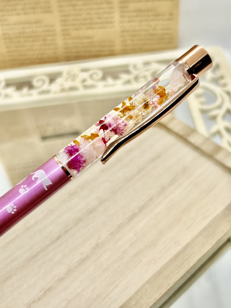 ⑯猫柄ハーバリウムボールペン本体メタリックピンク×オレンジ金木犀入りハンドメイドドライフラワー文房具筆記用具プレゼント推し色