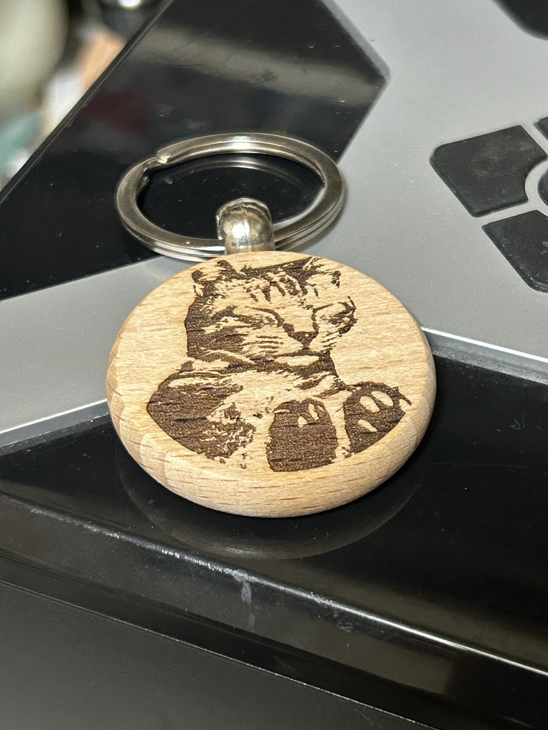 【オーダーメイド】 思い出を育てる 木製レーザー刻印キーホルダー