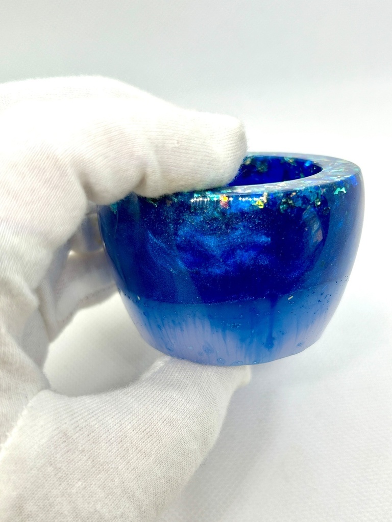 【mirageシリーズ】青い小花のレジン小物入れ|オーロラホロ・アクセサリーケース・ジュエリーボックス|ハンドメイド