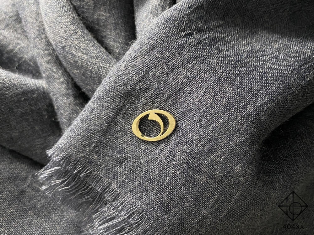 〈風乗りの種〉ブローチ/01