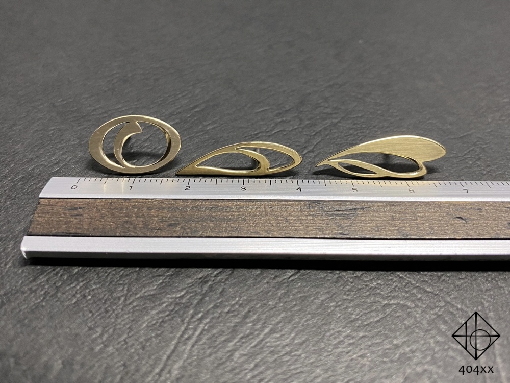 〈風乗りの種〉ブローチ/02