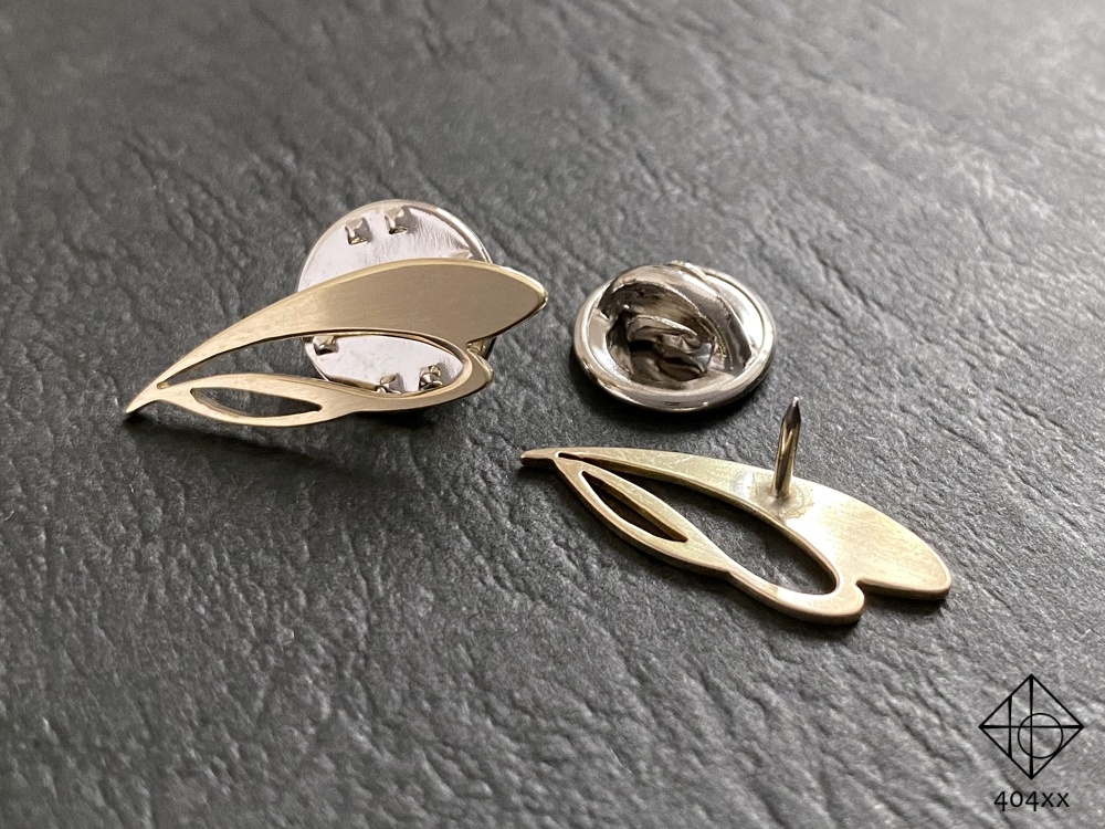 〈風乗りの種〉ブローチ/03