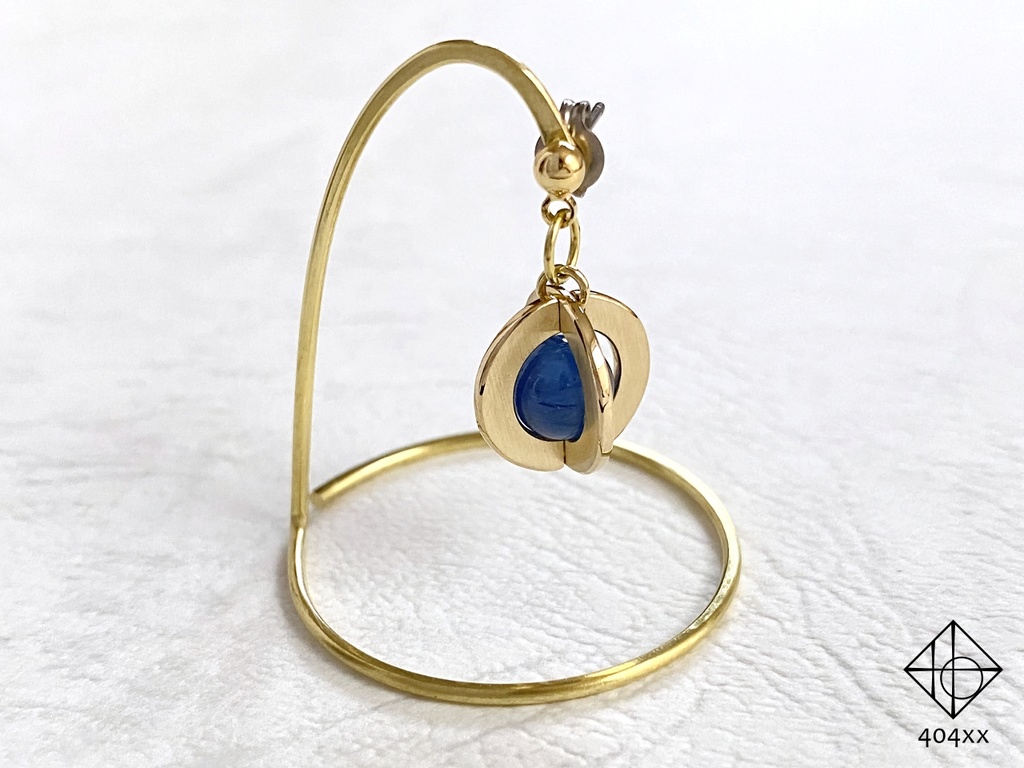 〈天球標本/蒼星〉ピアス/イヤリング