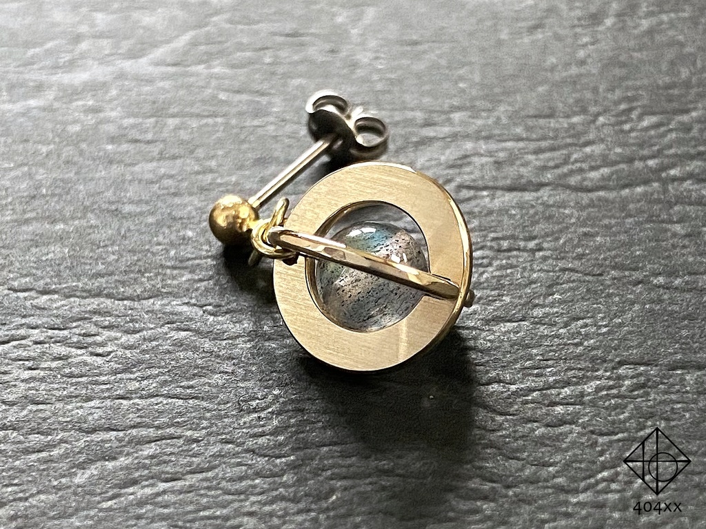 〈天球標本/極光〉ピアス/イヤリング