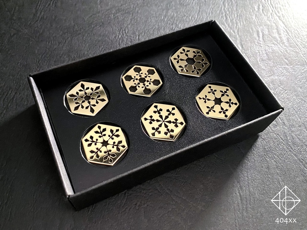 〈雪花結晶〉透かし細工のチップ