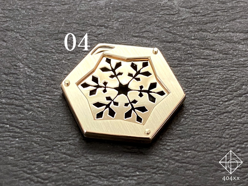 〈雪花結晶〉ペンダント+チップ1枚のセット