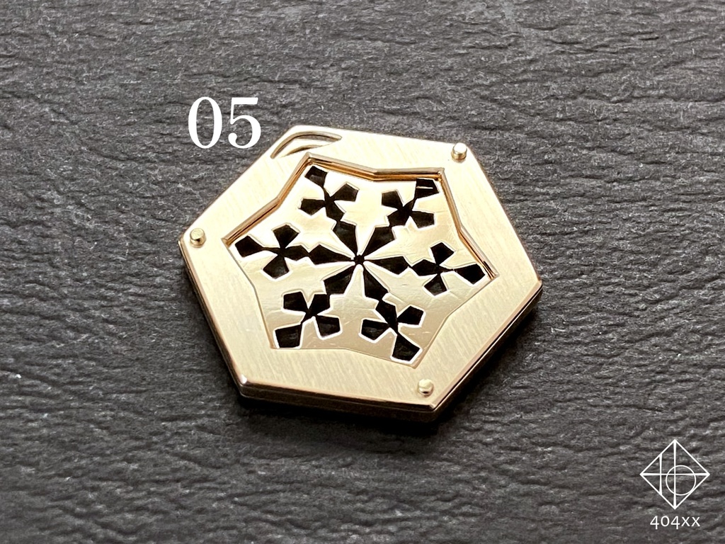 〈雪花結晶〉ペンダント+チップ1枚のセット