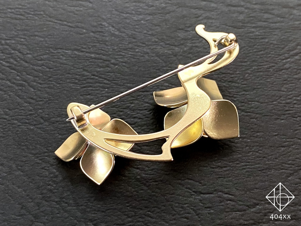 〈彩花〉ブローチ/大