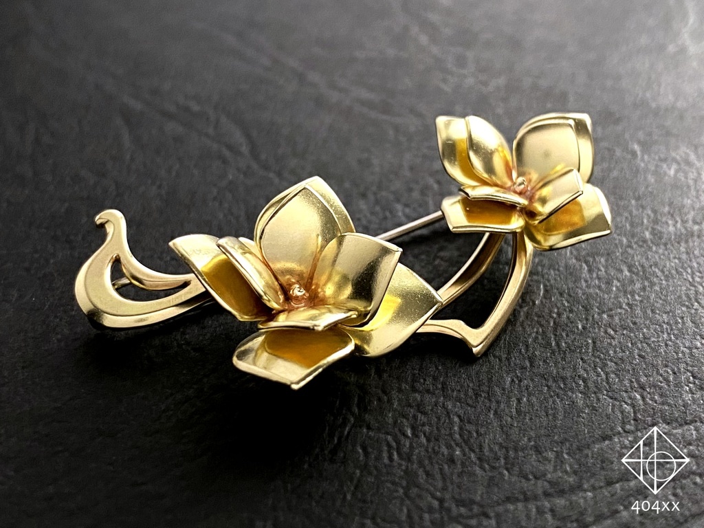 〈彩花〉ブローチ/大