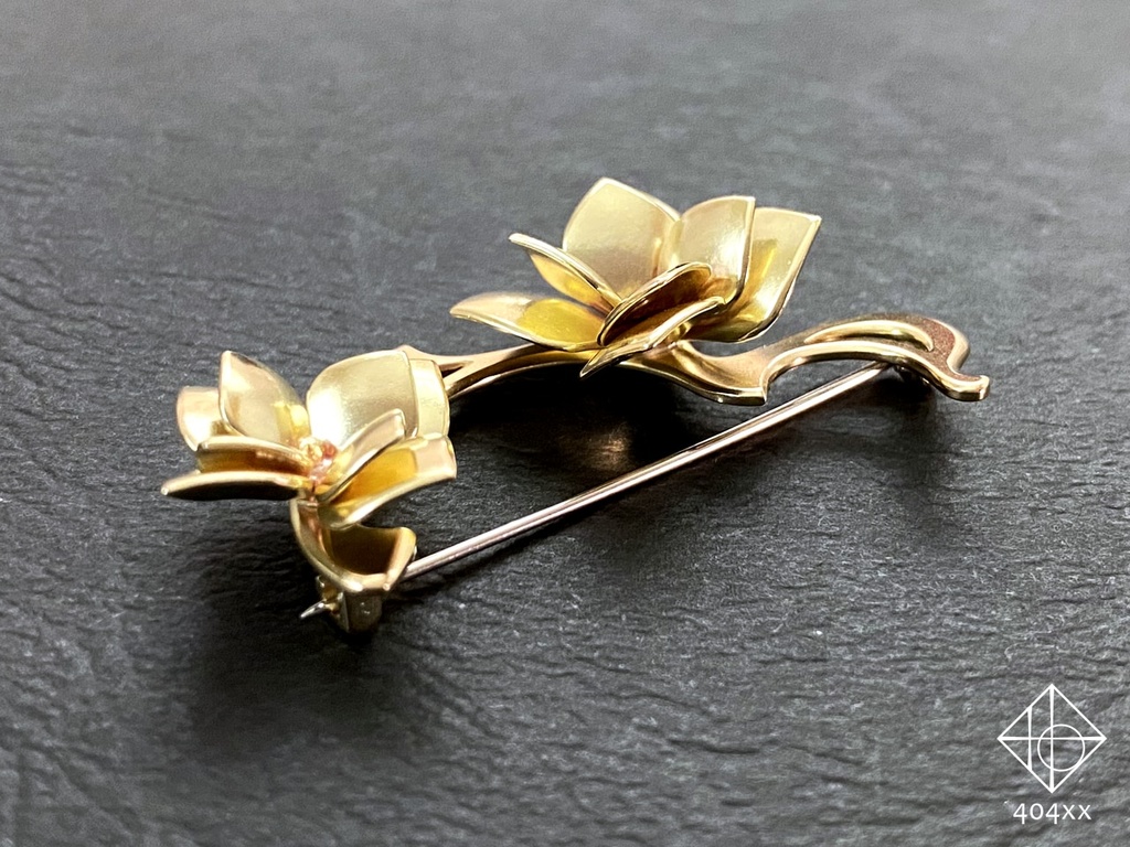 〈彩花〉ブローチ/大