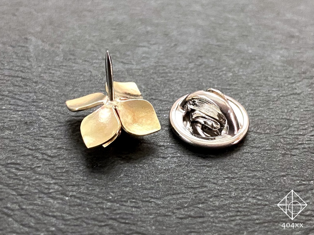 〈彩花〉ブローチ/小