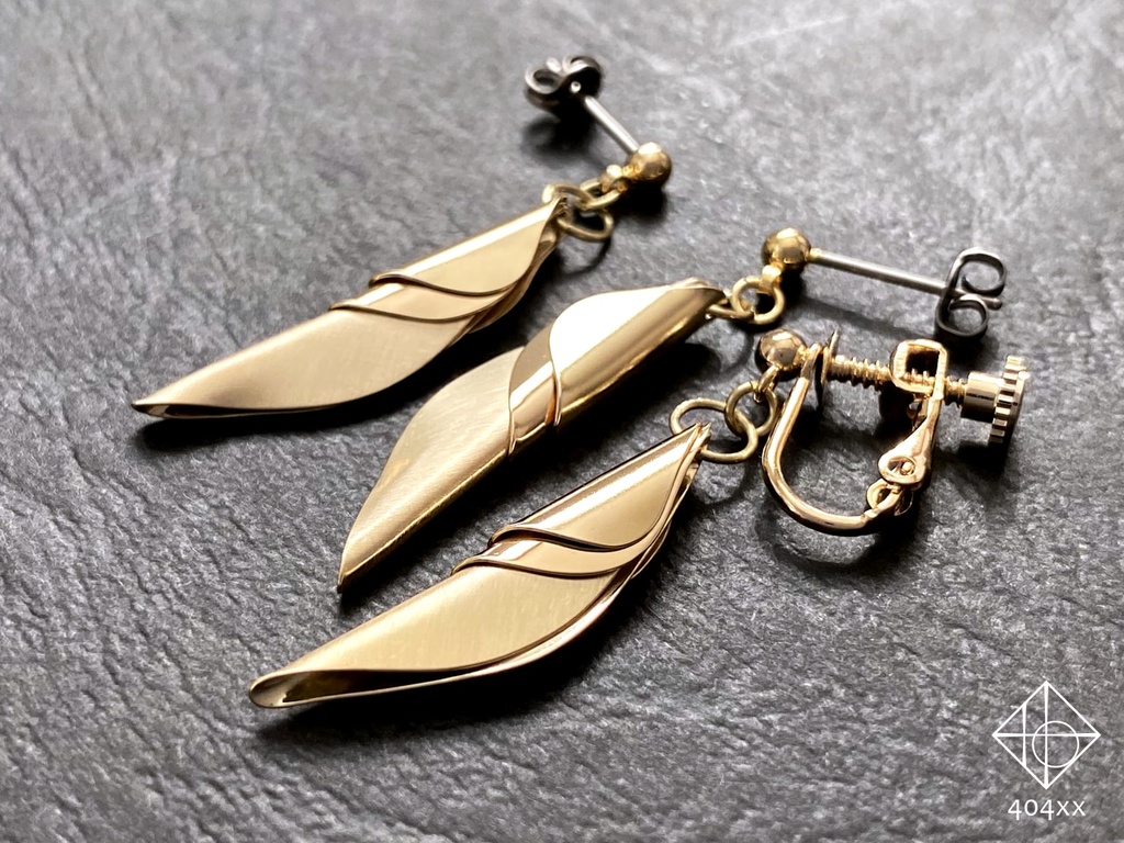 〈耀芽〉真鍮 ピアス/イヤリング