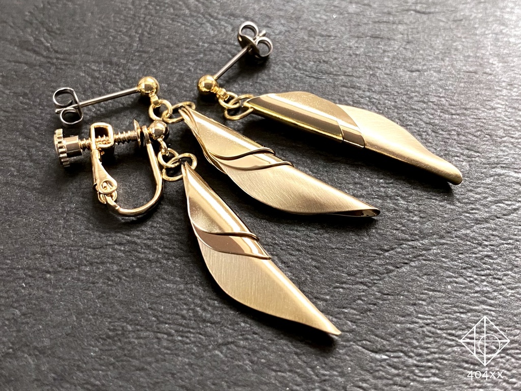〈耀芽〉真鍮 ピアス/イヤリング