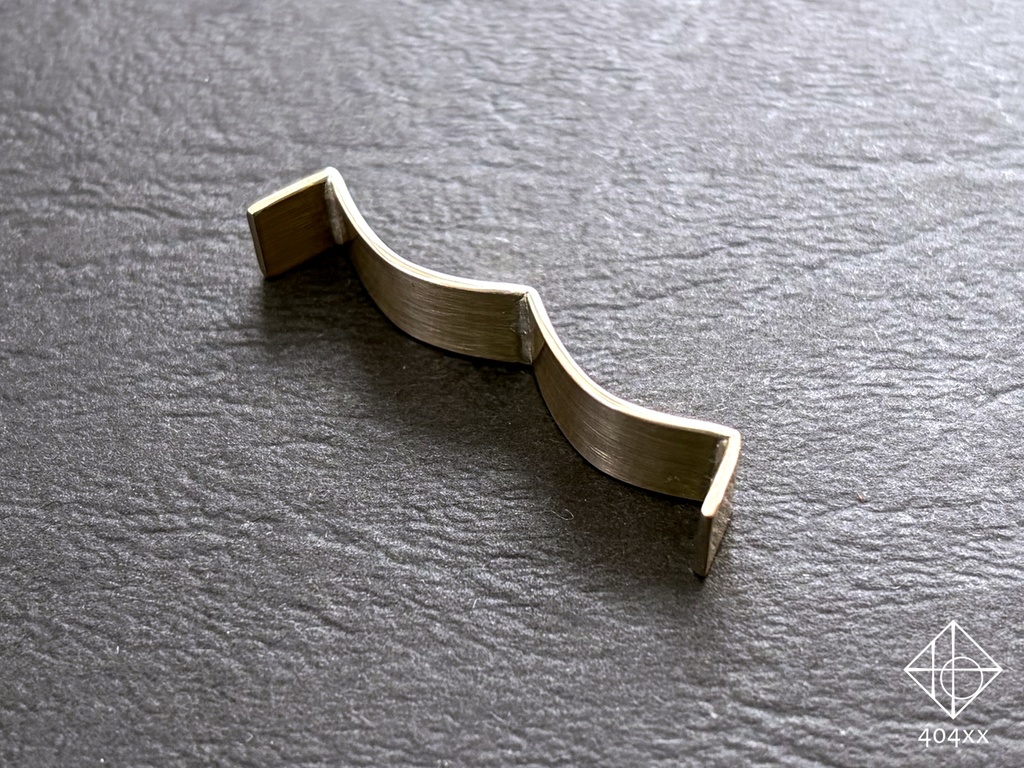 〈二つ波〉ペン置き/真鍮